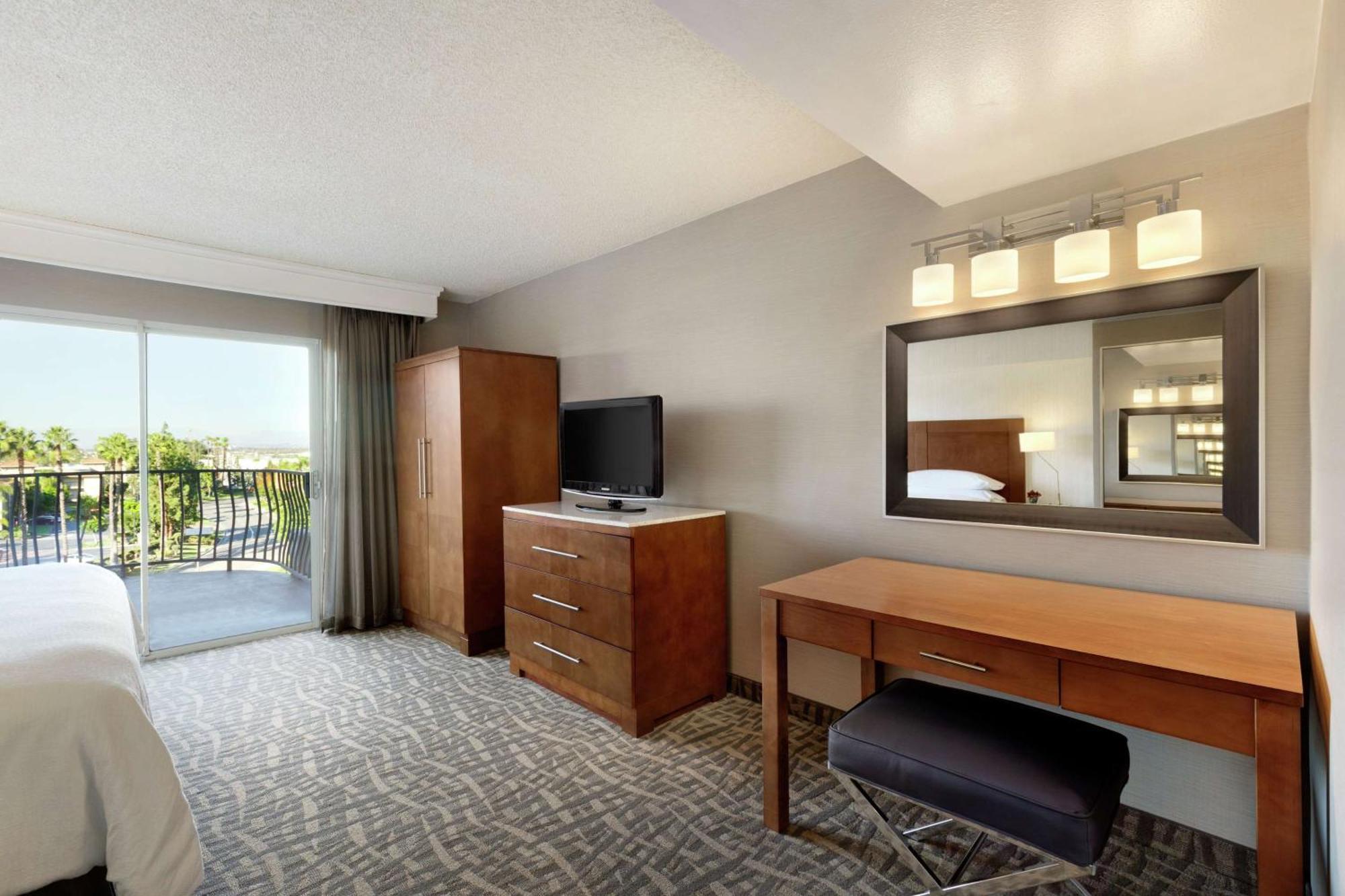Embassy Suites By Hilton Santa Ana Orange County Airport Esterno foto