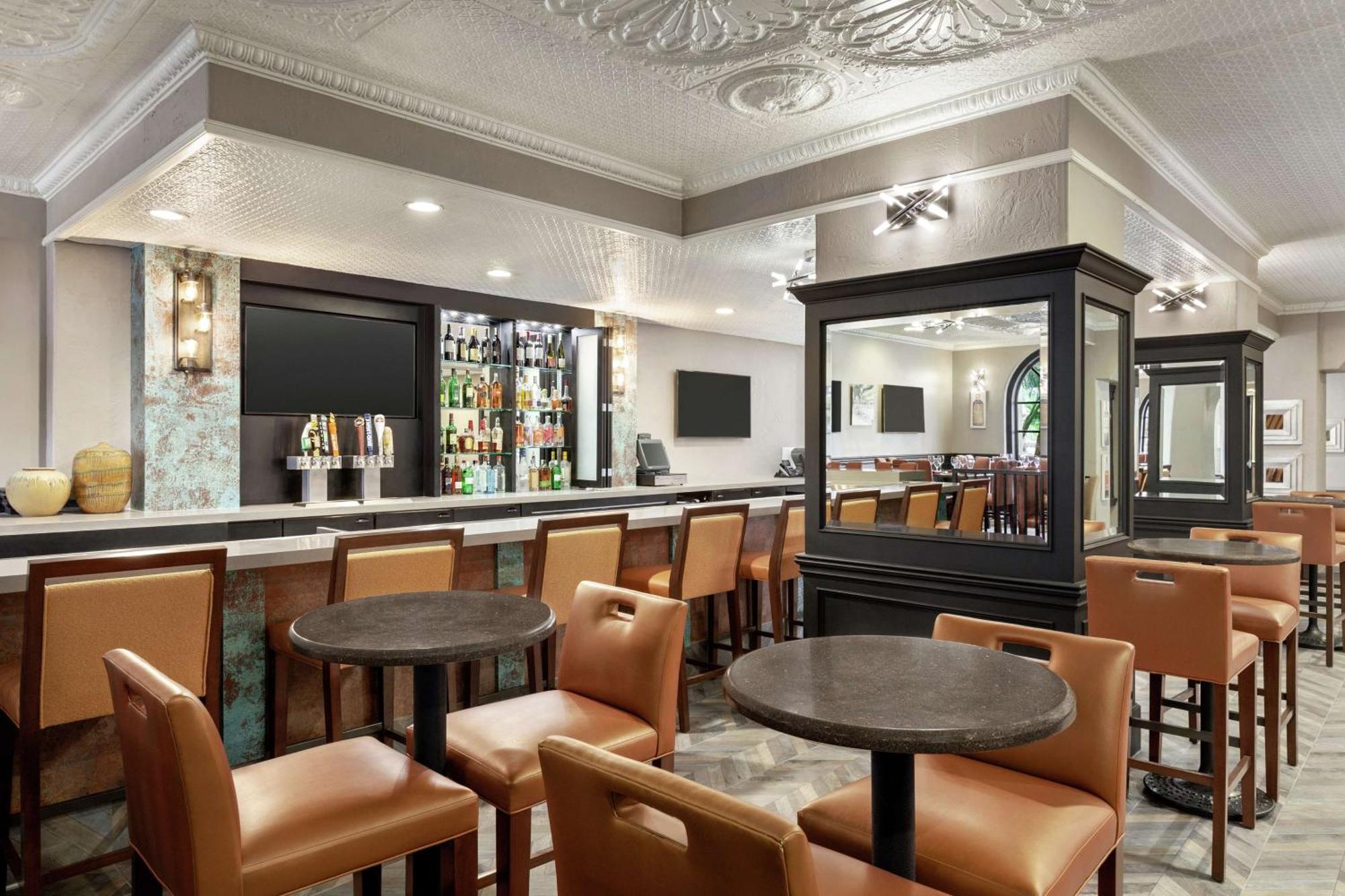 Embassy Suites By Hilton Santa Ana Orange County Airport Esterno foto