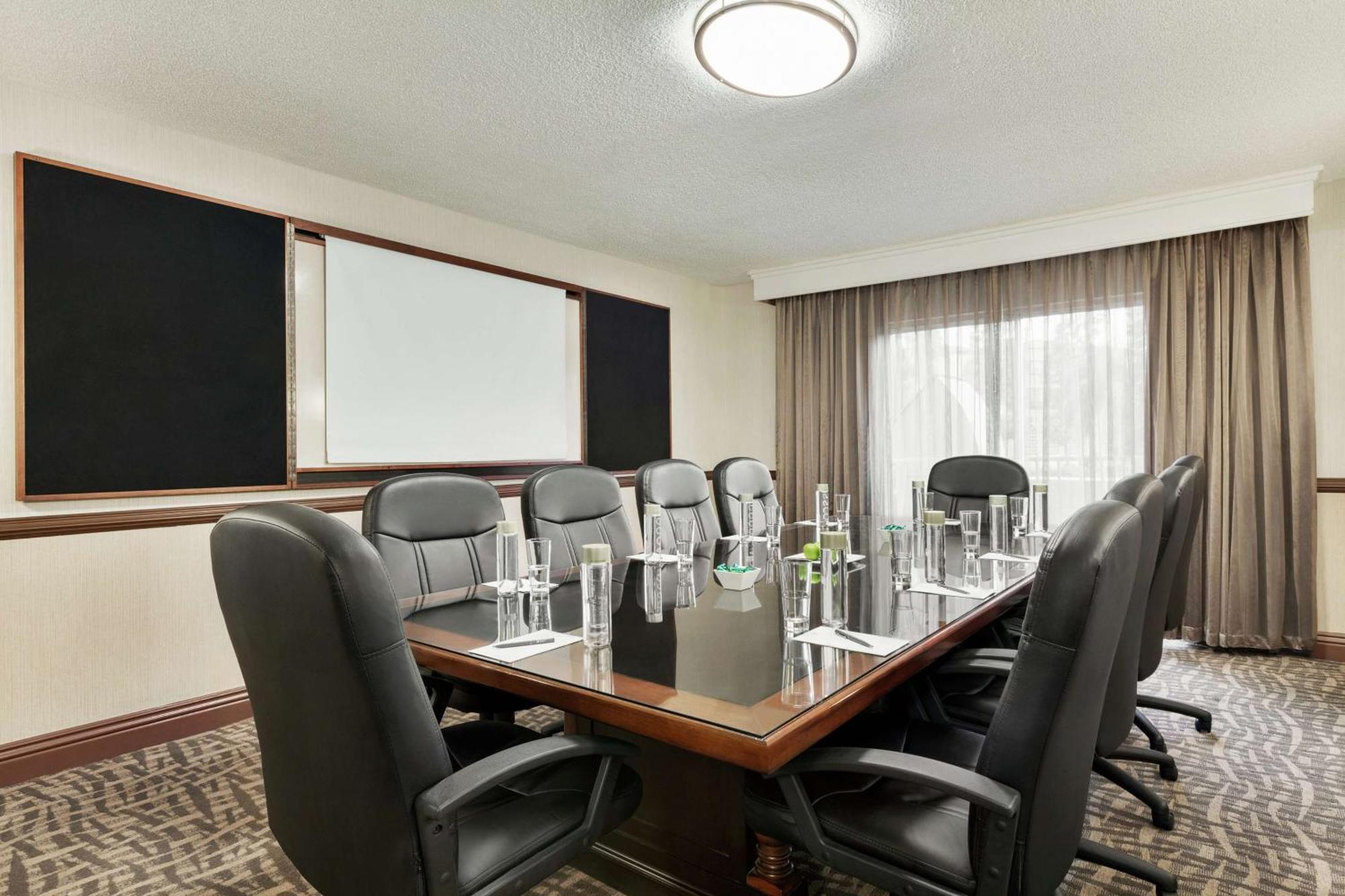 Embassy Suites By Hilton Santa Ana Orange County Airport Esterno foto
