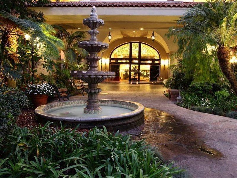 Embassy Suites By Hilton Santa Ana Orange County Airport Esterno foto