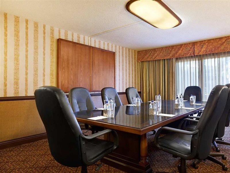 Embassy Suites By Hilton Santa Ana Orange County Airport Esterno foto
